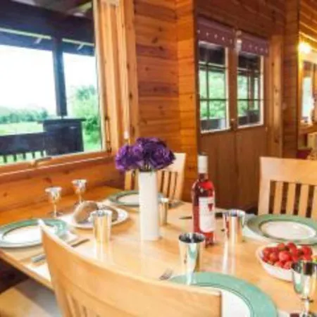 3-bed - Sleeps 7 - Hot Tub - Pet Friendly * Skipton